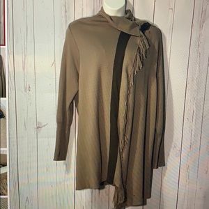 Outlander Torrid sweater size 2